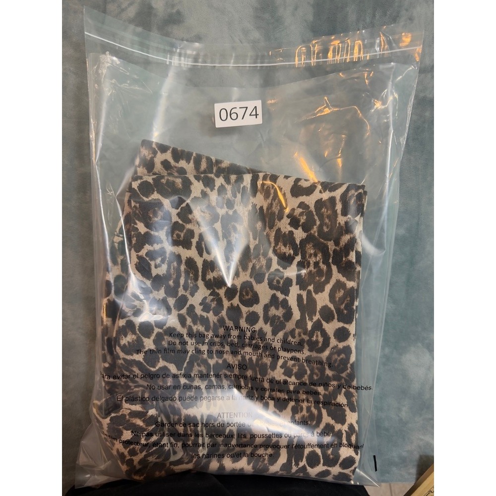 Westbound Womens Leopard Print Cropped Pants Brown Tan Animal Print Size 10 - Picture 3 of 3